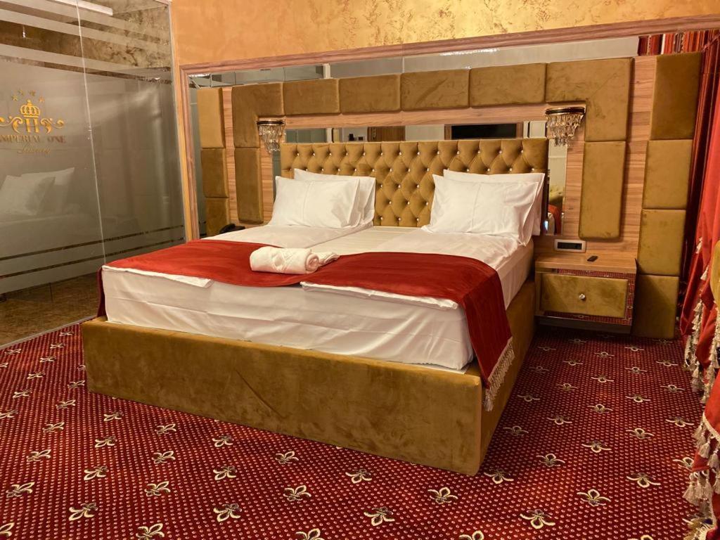 Vila Imperial One Luxury Boutique Hotel Fagaras Ngoại thất bức ảnh