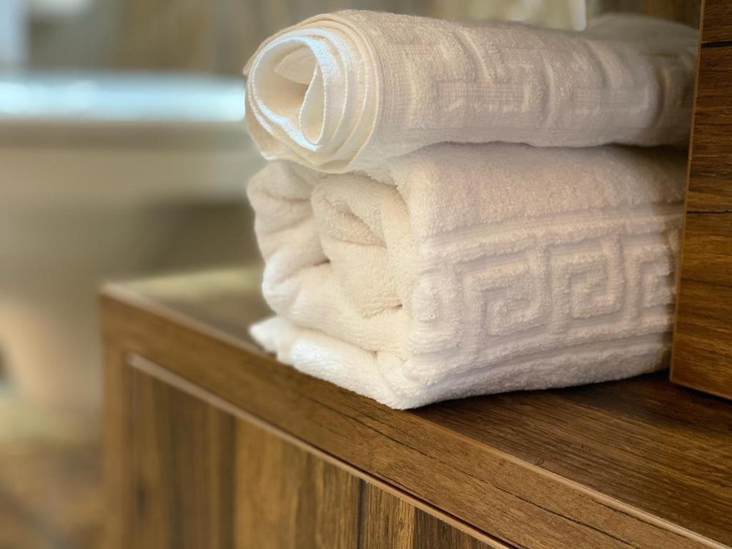 Vila Imperial One Luxury Boutique Hotel Fagaras Ngoại thất bức ảnh