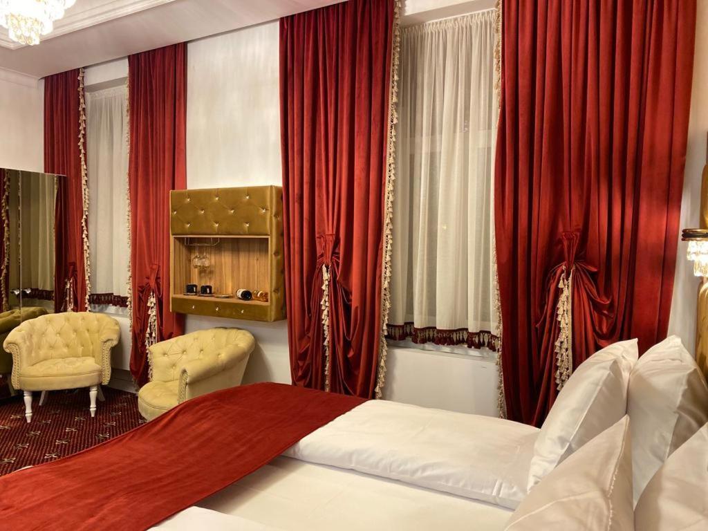 Vila Imperial One Luxury Boutique Hotel Fagaras Ngoại thất bức ảnh