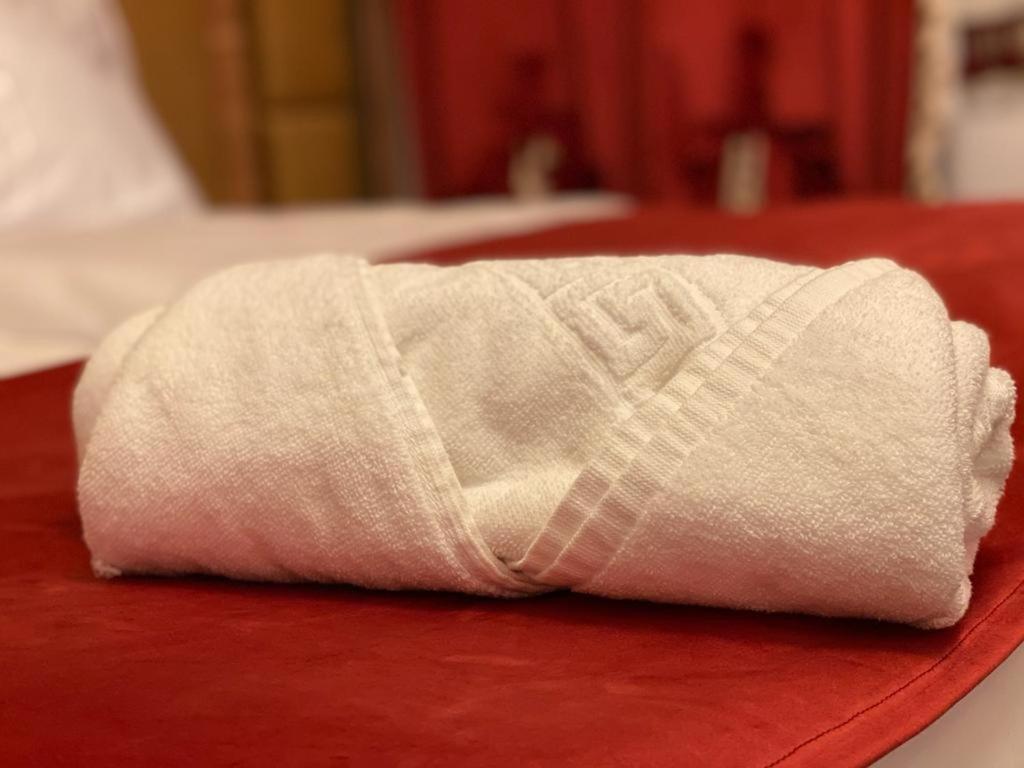 Vila Imperial One Luxury Boutique Hotel Fagaras Ngoại thất bức ảnh