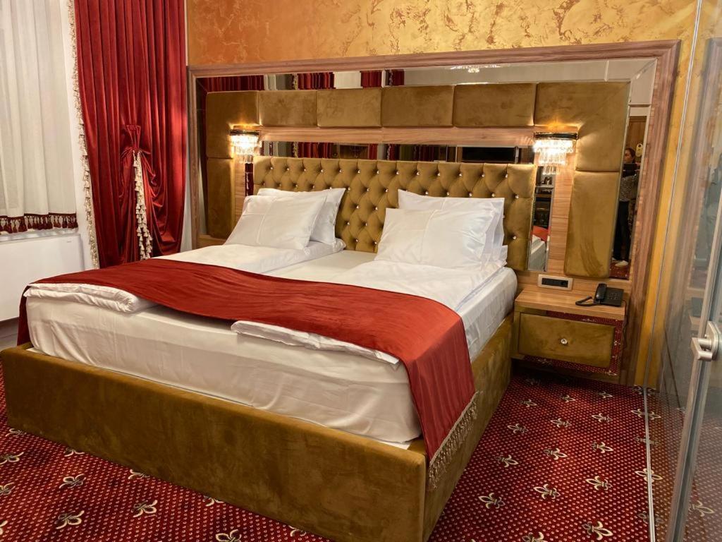 Vila Imperial One Luxury Boutique Hotel Fagaras Ngoại thất bức ảnh